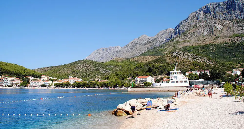 Cómo moverse en ferry por Croacia 3 Playa de Drvenik