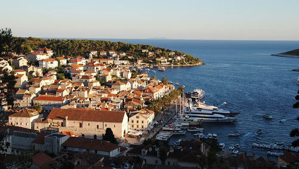 Las playas de la isla de Hvar 7 Hvar desde arriba