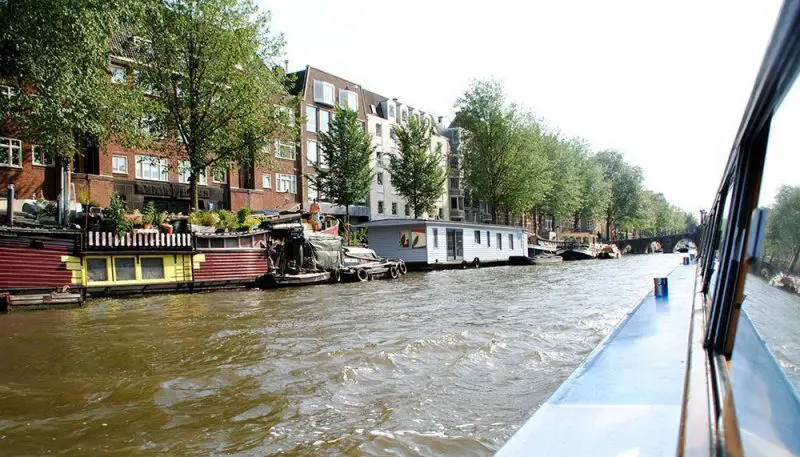 Viviendas-barco en Ámsterdam