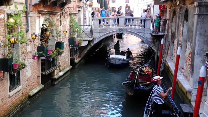 Paseo en góndola por Venecia