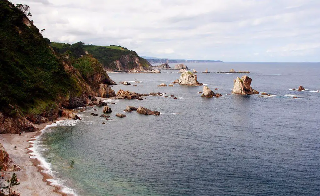 Comida con entrega en la playa del Silencio 2