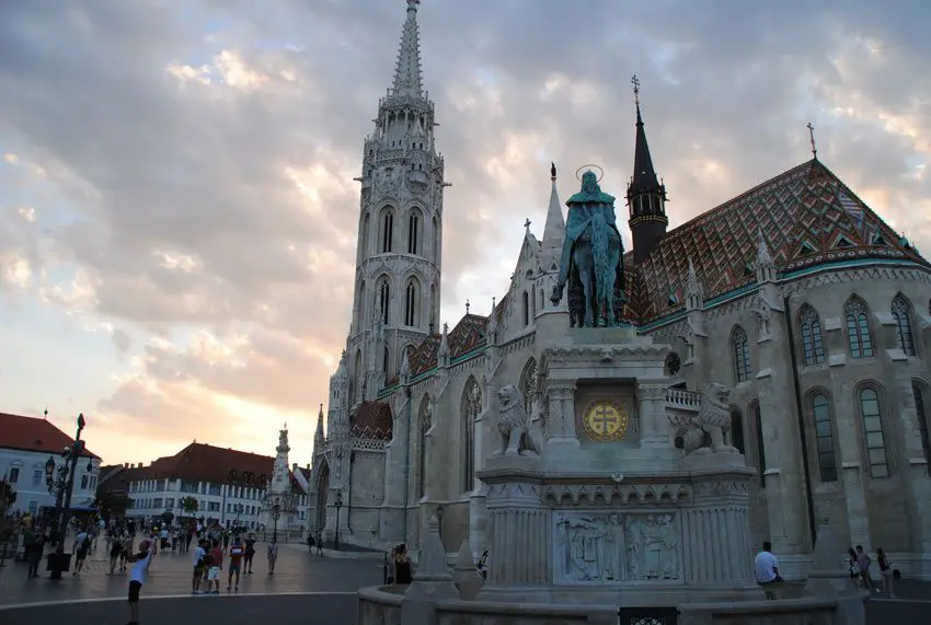 Mejores zonas dónde alojarse en Budapest 2 El precioso distrito I de Budapest
