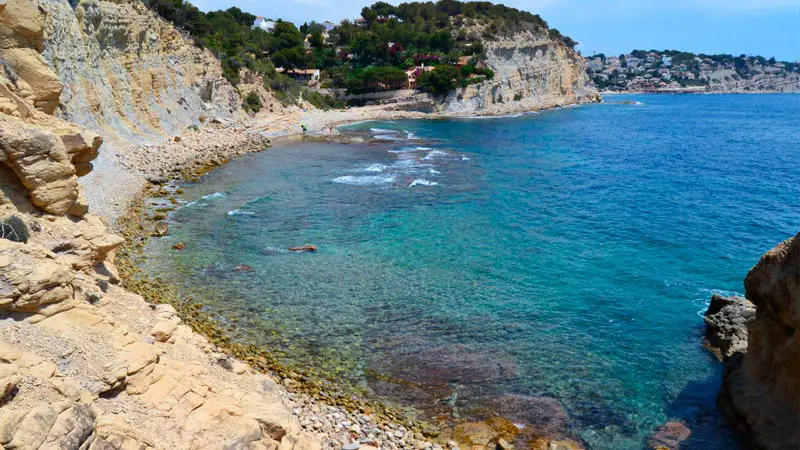 Las mejores calas y playas de Benissa 6 Cala la Llobella en Benissa