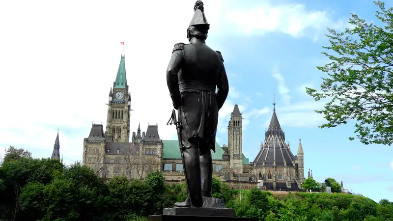 El Parlamento de Ottawa desde el Major´s Hill Park