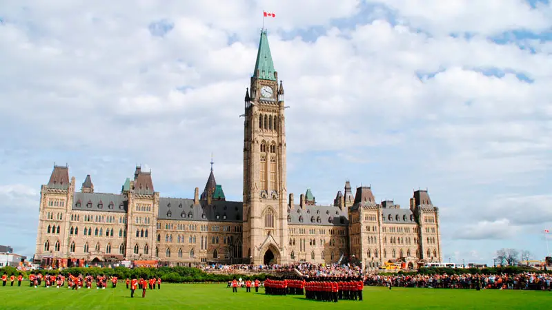 Edificio del Parlamento de Canadá en Ottawa