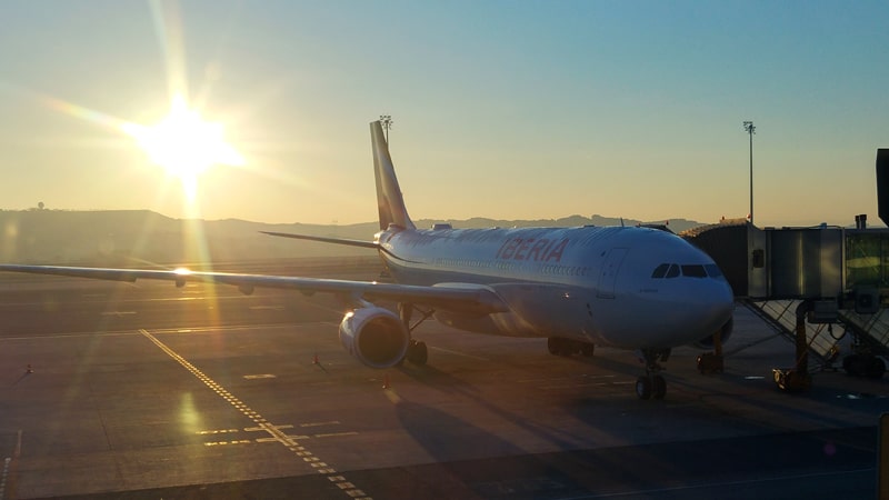 Avión de Iberia en el aeropuerto de Madrid Barajas