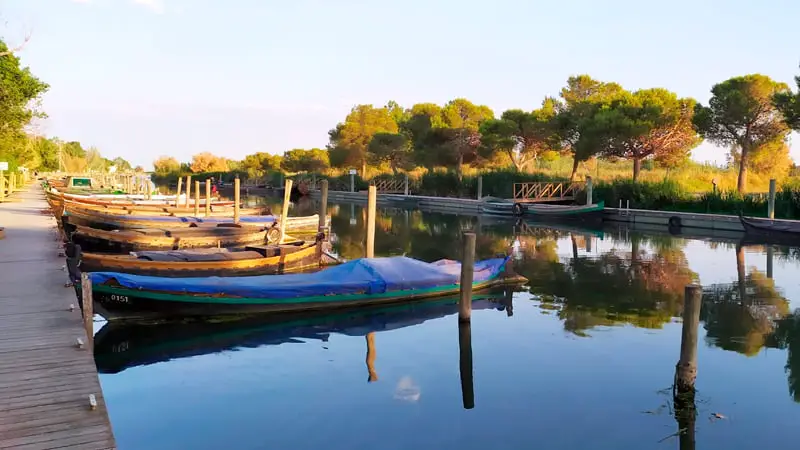 El puerto de Catarroja que lleva a la Albufera 2 Embarcadero del Puerto de Catarroja