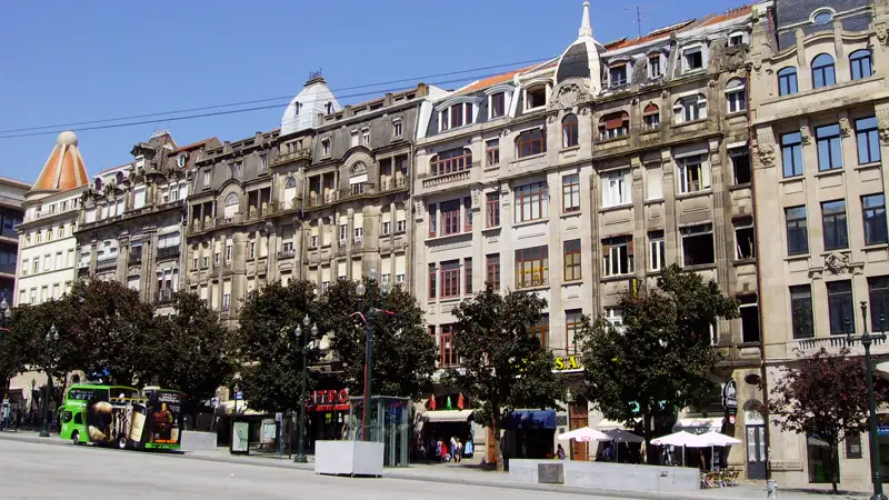 Edificios de la avenida de los Aliados de Oporto