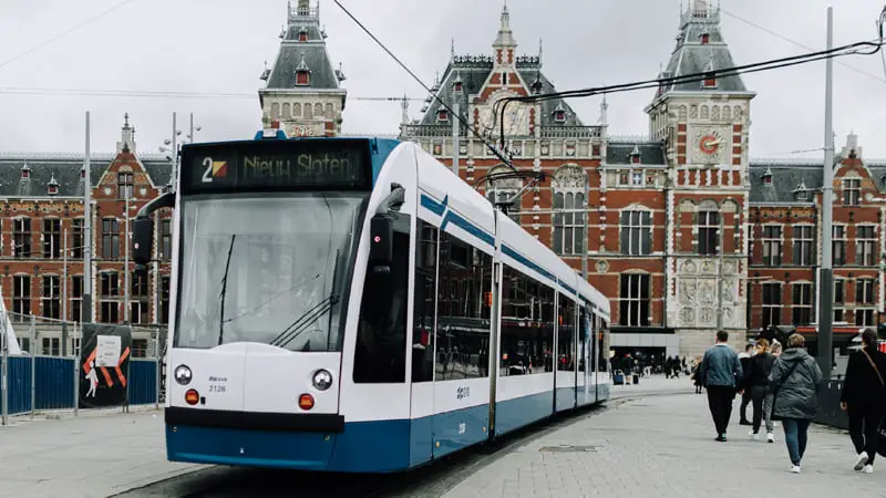 Qué ver en Ámsterdam, los imprescindibles 5 Estación central de Ámsterdam