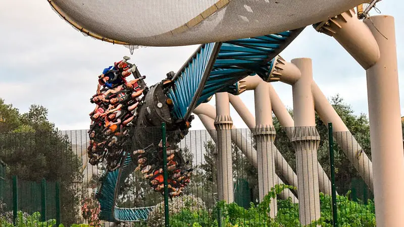 Altura de las atracciones de Port Aventura 3 Furius Baco de PortAventura