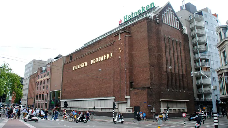 Edificio Heineken Experience en Ámsterdam